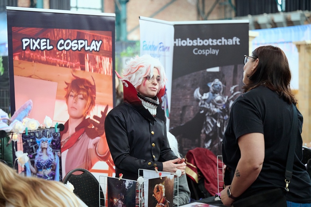 Cosplay-Stände in der Community & Cosplay Area der HiroCon im E-Werk Saarbrücken