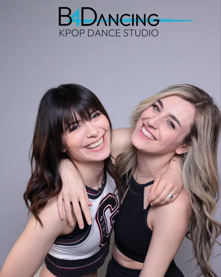 Kpop Coverdance Duo Auftritt auf der HiroCon